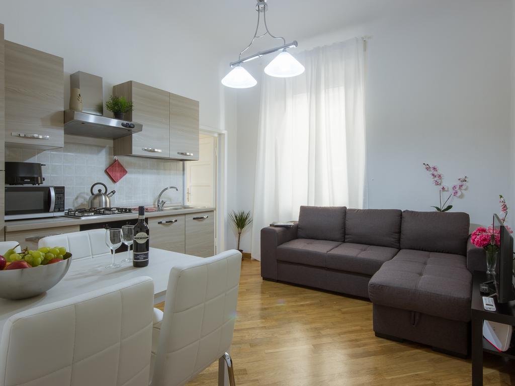 Stylisch Canacci 2 Bedroom Apartment フィレンツェ エクステリア 写真